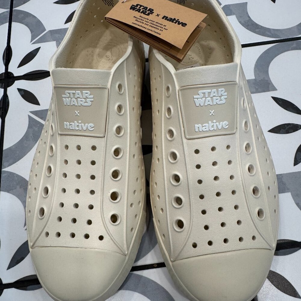 Star Wars x Native Slip On Rubber Shoes M6/W8 NWT Grogu/Baby Yoda/Mandalorian